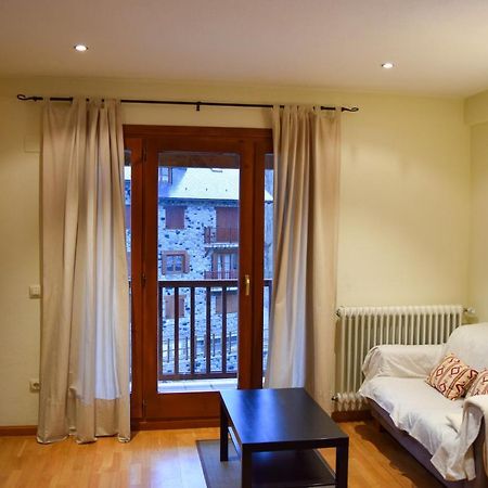 Duplex Con Vistas En Benasque Leilighet Eksteriør bilde